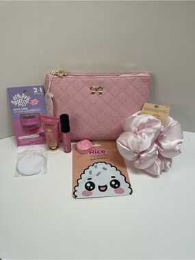 Pink Quilted Cosmetic Pouch Gift Set with Pink Lip Care Face Mask